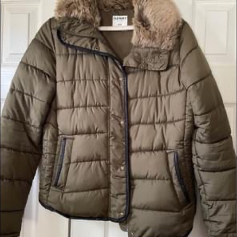Olive green old navy puffer
